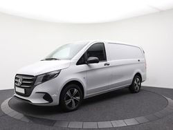 Artic white Gebraucht 2024 Mercedes Vito Van | 50.600 €