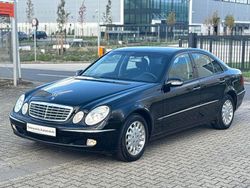Schwarz Gebraucht 2003 Mercedes E200 Limousine | 5.499 € (Fairer Preis)