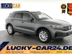 Grau Gebraucht 2025 VW Touareg SUV | 68.245 € (Superpreis)