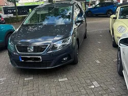 Grau Gebraucht 2022 Seat Alhambra FR-Line Van / Kleinbus | 26.999 € (Guter Preis)