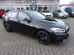 Schwarz Gebraucht 2021 BMW 118 Advantage Kleinwagen | 19.999 € (Fairer Preis)