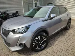 Lack grau artense/typ aussenverkleidung metalliclackierung Gebraucht 2021 Peugeot e-2008 Allure SUV | 17.990 € (Fairer Preis)
