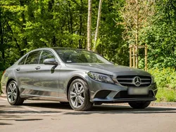 Grau Gebraucht 2019 Mercedes C300 Limousine | 24.400 € (Guter Preis)
