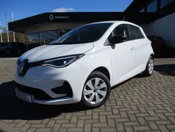 Weiß Gebraucht 2021 Renault Zoe Life Kleinwagen | 14.990 € (Fairer Preis)
