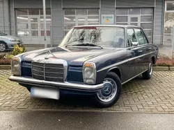 Blau Gebraucht 1973 Mercedes 220 Limousine | 5.900 €