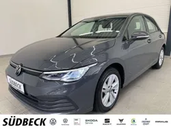 Delfingrau metallic Gebraucht 2021 VW Golf VIII Life Limousine | 20.780 € (Etwas zu teuer)