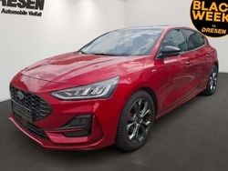 Rot Gebraucht 2024 Ford Focus ST-Line X Limousine | 23.690 € (Guter Preis)