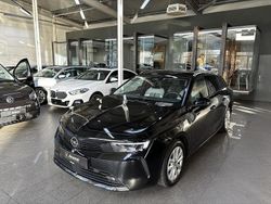 Lackierung schwarz perla nera/ Gebraucht 2023 Opel Astra Elegance Kombi | 16.490 € (Fairer Preis)