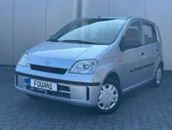 Silber Gebraucht 2003 Daihatsu Cuore Kleinwagen | 4.450 €