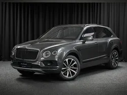 Grau Gebraucht 2018 Bentley Bentayga SUV | 121.380 €