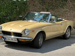 Gold Gebraucht 1983 Fiat 124 Spider Cabrio | 16.500 €