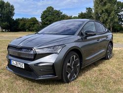 Grau Gebraucht 2023 Skoda Enyaq iV RS SUV | 42.200 € (Fairer Preis)
