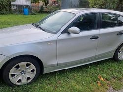 Silber Gebraucht 2006 BMW 116 Kleinwagen | 2.000 €