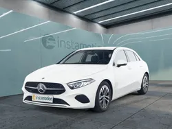 Weiß Gebraucht 2024 Mercedes A220 Progressive Limousine | 34.790 € (Fairer Preis)