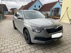 Grau Gebraucht 2021 Skoda Kamiq Ambition SUV | 14.550 € (Fairer Preis)