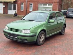 Grün Gebraucht 1999 VW Golf Comfortline Limousine | 650 € (Superpreis)