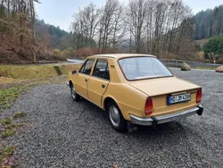 Gelb Gebraucht 1979 Skoda 105 Limousine | 10.300 €