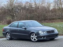 Grau Gebraucht 2005 Mercedes E350 Elegance Limousine | 5.500 € (Fairer Preis)