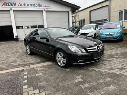 Obsidianschwarz metalliclack Gebraucht 2010 Mercedes E350 Coupé | 9.900 € (Guter Preis)