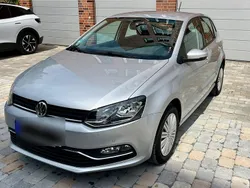Silber Gebraucht 2015 VW Polo Comfortline Kleinwagen | 7.000 € (Fairer Preis)