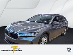 Grau Gebraucht 2025 Skoda Superb Essence Kombi | 33.590 € (Superpreis)