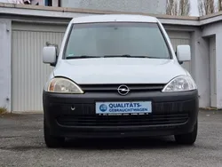 Weiß Gebraucht 2007 Opel Combo Van / Kleinbus | 2.999 € (Fairer Preis)