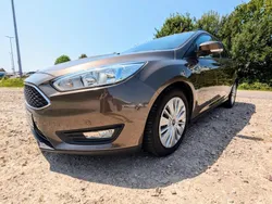 Braun Gebraucht 2016 Ford Focus Titanium Kombi | 6.800 € (Guter Preis)
