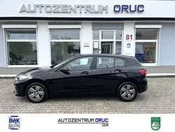 Schwarz Gebraucht 2021 BMW 118 Advantage Kleinwagen | 19.750 € (Fairer Preis)