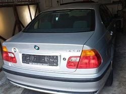 Silber Gebraucht 1999 BMW 323 Limousine | 9.990 € (Teuer)