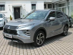 Grau Gebraucht 2022 Mitsubishi Eclipse Cross Plus SUV | 23.900 € (Fairer Preis)