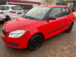 Corridarot Gebraucht 2009 Skoda Fabia Classic Limousine | 1.799 € (Guter Preis)