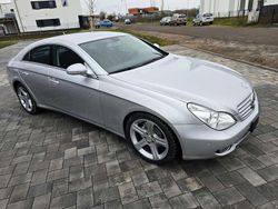 Iridiumsilber metalliclack Gebraucht 2007 Mercedes CLS320 Limousine | 8.600 € (Fairer Preis)