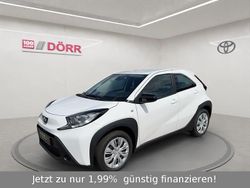 Schneeweiß Gebraucht 2024 Toyota Aygo X Business Edition SUV | 17.790 € (Etwas zu teuer)