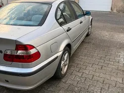 Silber Gebraucht 2001 BMW 318 Coupé | 1.100 €
