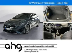 Grau Gebraucht 2025 Kia Ceed GT-Line Limousine | 30.490 € (Etwas zu teuer)