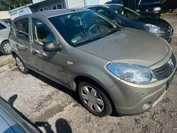 Grau Gebraucht 2009 Dacia Sandero Kleinwagen | 1.295 € (Guter Preis)