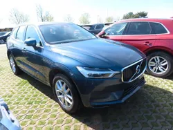 Blau Gebraucht 2020 Volvo XC60 Momentum SUV | 22.997 € (Guter Preis)