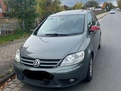 Grau Gebraucht 2008 VW Golf Plus Highline Van / Kleinbus | 4.390 € (Fairer Preis)