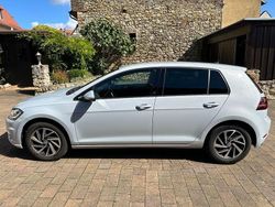 Weiß Gebraucht 2018 VW Golf VII Sound Kombi | 15.100 € (Fairer Preis)