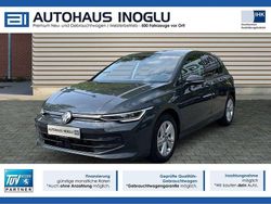 Grau Gebraucht 2025 VW Golf VIII Life Limousine | 21.980 € (Guter Preis)