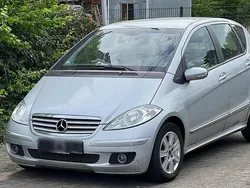 Silber Gebraucht 2005 Mercedes A180 Kleinwagen | 1.700 € (Fairer Preis)