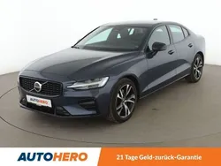 Blau Gebraucht 2023 Volvo S60 Plus Limousine | 29.390 € (Guter Preis)