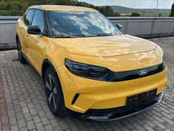 Gelb Neu 2025 Ford Capri Extended Range SUV | 44.900 € (Guter Preis)