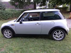 Silber Gebraucht 2002 Mini ONE Kleinwagen | 1.900 € (Teuer)