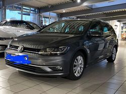 Grau Gebraucht 2018 VW Golf VII Highline Kombi | 14.500 € (Fairer Preis)