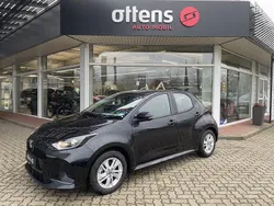Schwarz Neu 2024 Mazda 2 Center-Line Limousine | 23.990 € (Fairer Preis)