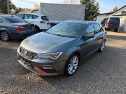Grau Gebraucht 2017 Seat Leon ST Kombi | 14.899 € (Guter Preis)