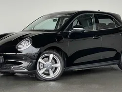 Schwarz Neu 2024 Ora 03 Limousine | 23.970 € (Guter Preis)