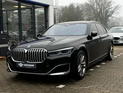Black sapphire metallic Gebraucht 2022 BMW 730 Performance Limousine | 56.750 € (Etwas zu teuer)
