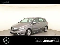 Metalliclack mountaingrau Gebraucht 2014 Mercedes B200 Sport Van / Kleinbus | 11.899 € (Fairer Preis)